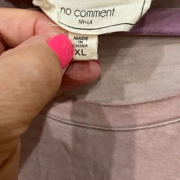 No Comment Top  - Picture 2 of 4